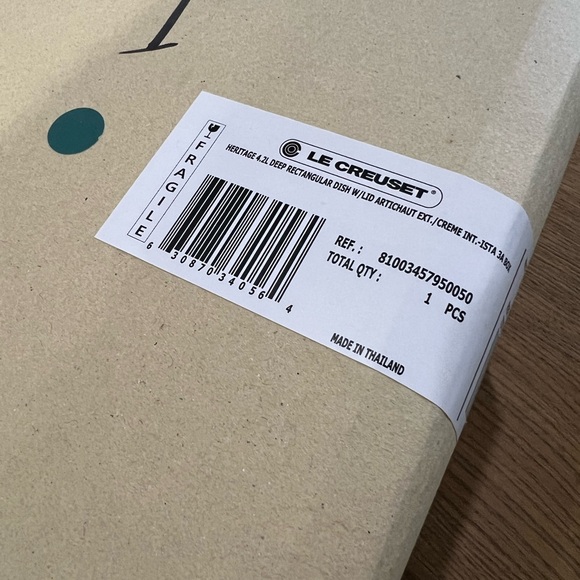 Le Creuset Artichaut Green Heritage Deep Dish Rectangular Covered dish NEW - Picture 3 of 5